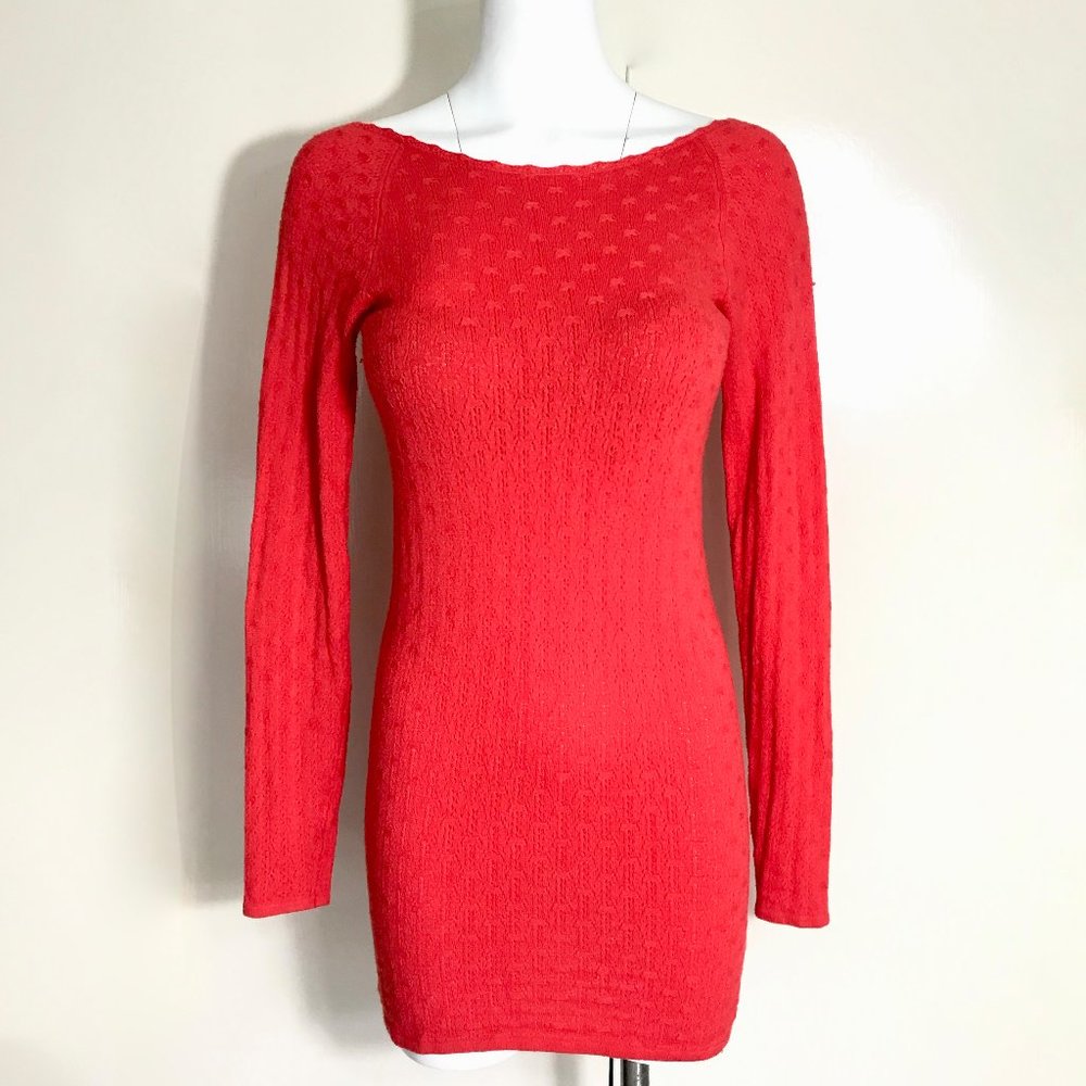 FREE PEOPLE LOW BACK KNIT TOP/TUNIC W/LONG SLEEVES